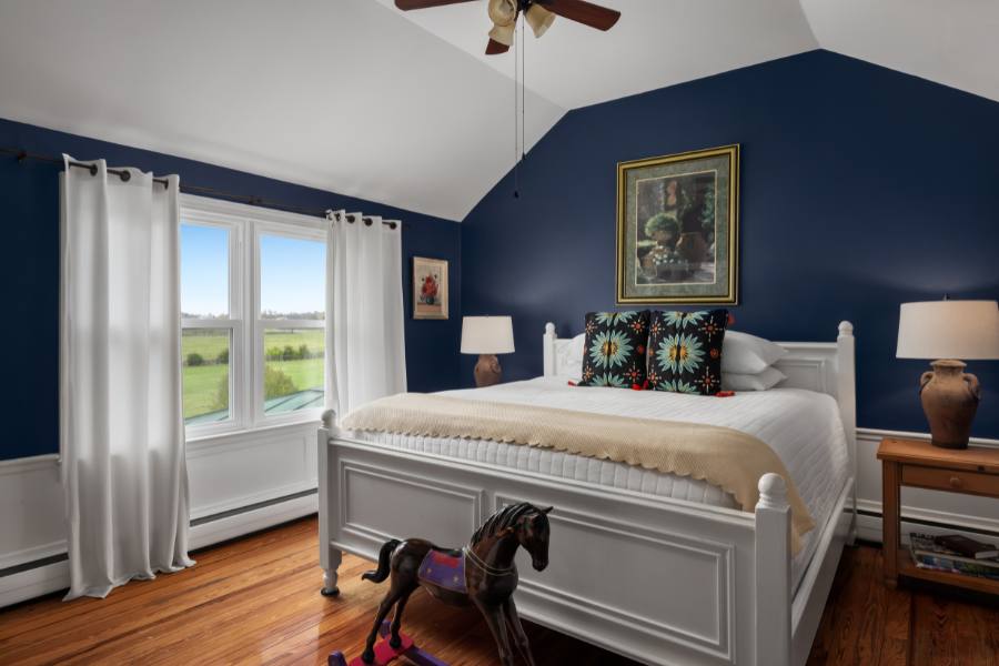 Comfortable guest room at L'auberge Provencale